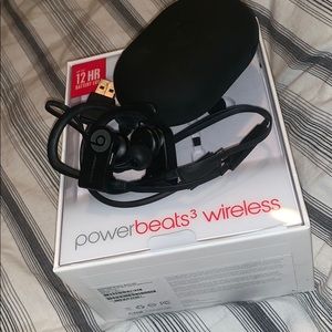 Powerbeats 3